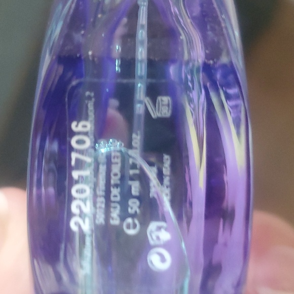 Ferragamo/Adrian - Picture 5 of 5